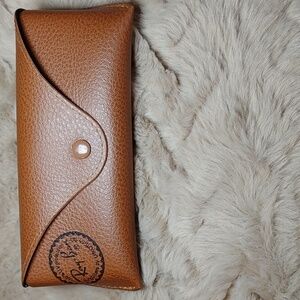 Ray-Ban Brown Glasses/Sunglasses Case
